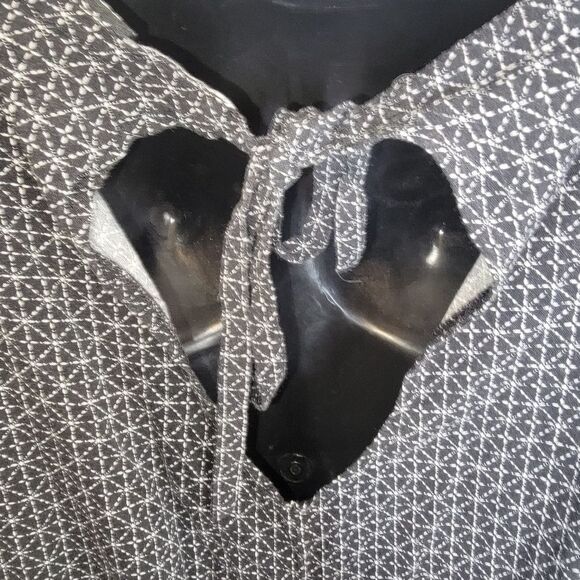 Torrid Border Print Challis Button Front Romper 6/6x - Picture 6 of 8